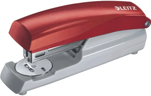 Heftgerät bis 30 Bl. Leitz rot Standard-Heftgerät m. integriertem Entklammerer
